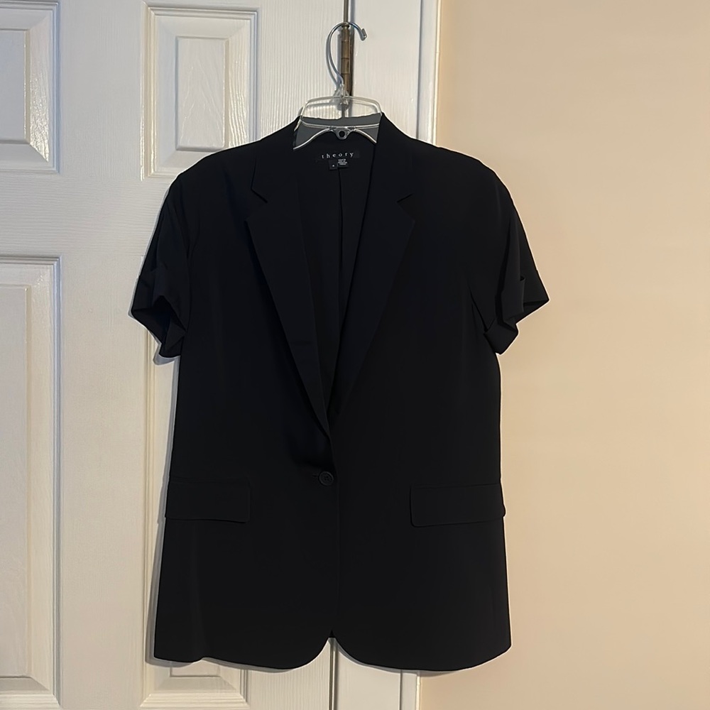 Theory black short sleeve blazer - Size 4
